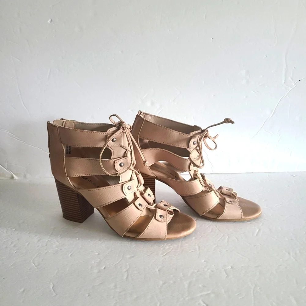 Rampage Valerie gladiator sandals sz.7,5  lace up block heel